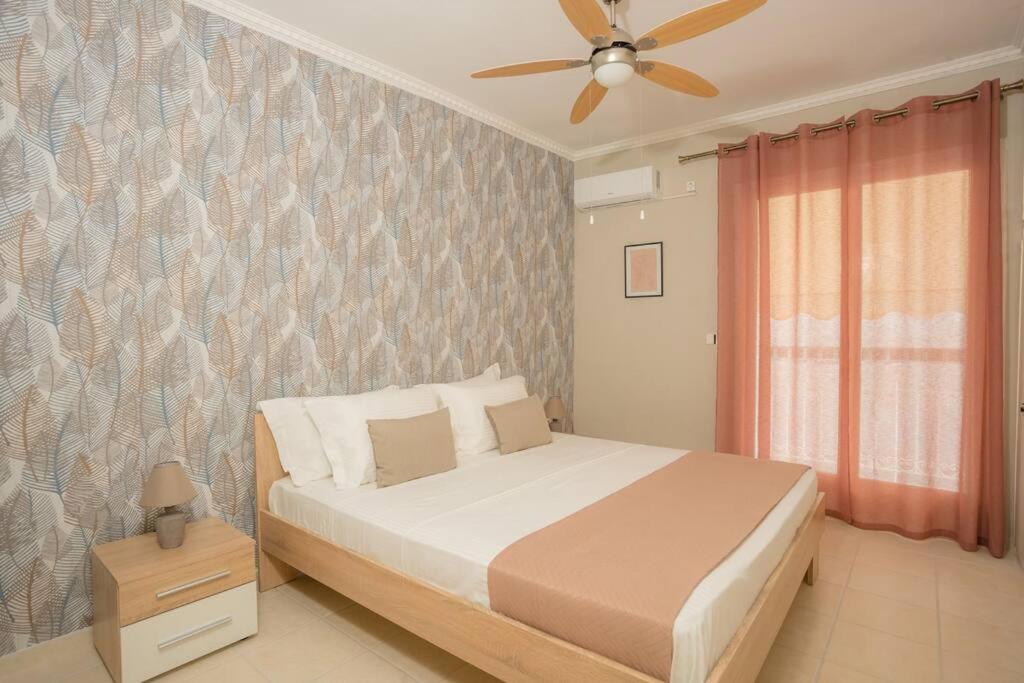 New  2 Bedroom/ 2 Bath Ap.Nidri, Familia 外观 照片
