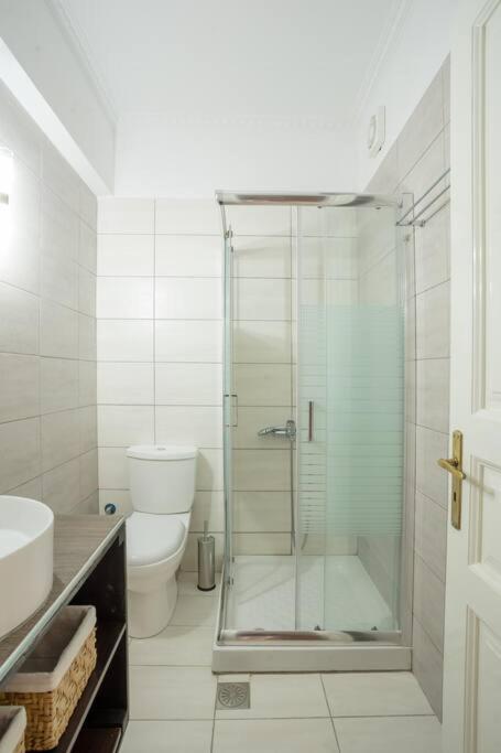 New  2 Bedroom/ 2 Bath Ap.Nidri, Familia 外观 照片